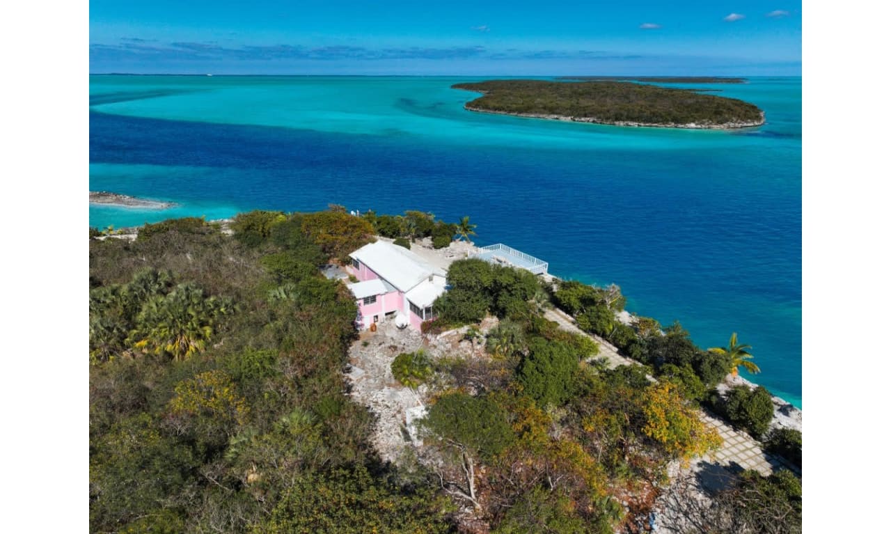 Hummingbird Cay