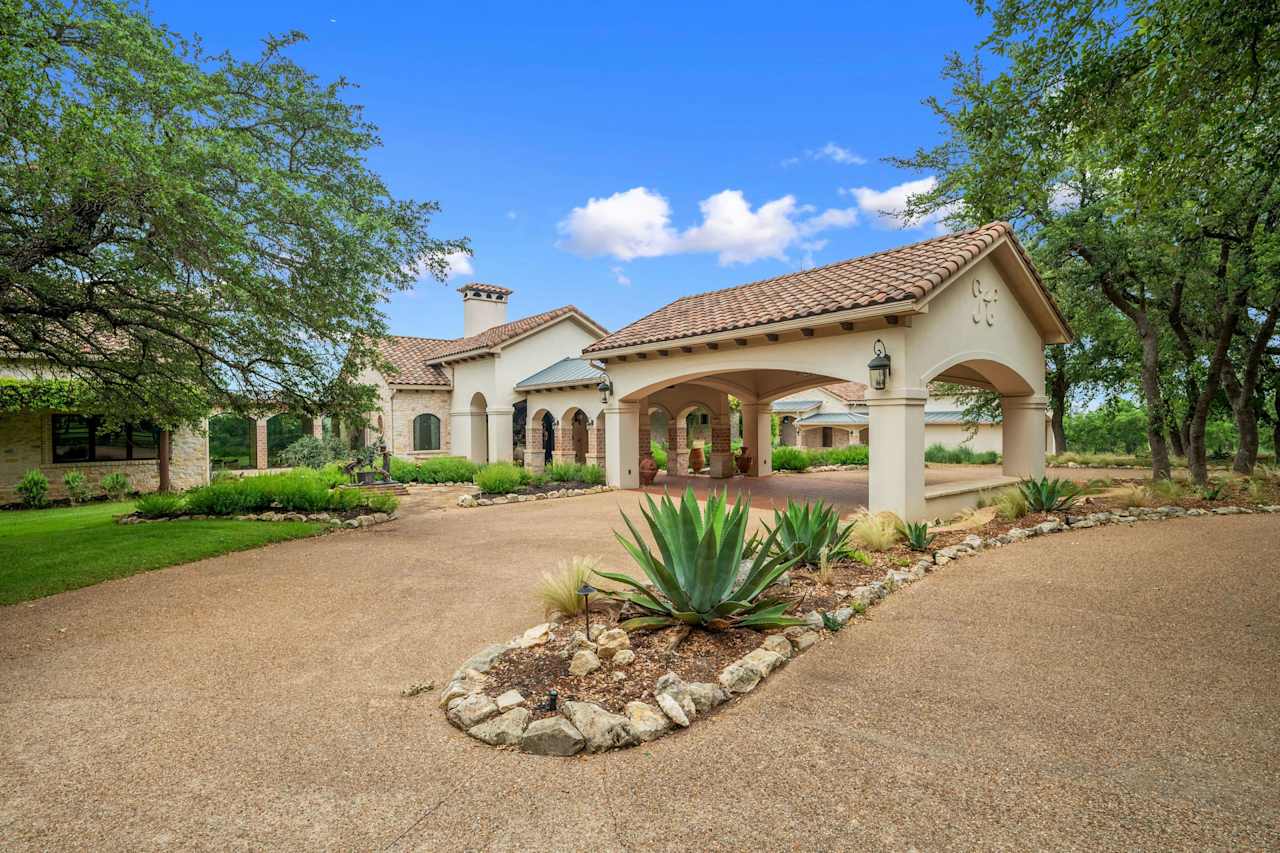 7040 W Fitzhugh Road 2,367Acre Ranch in Dripping Springs