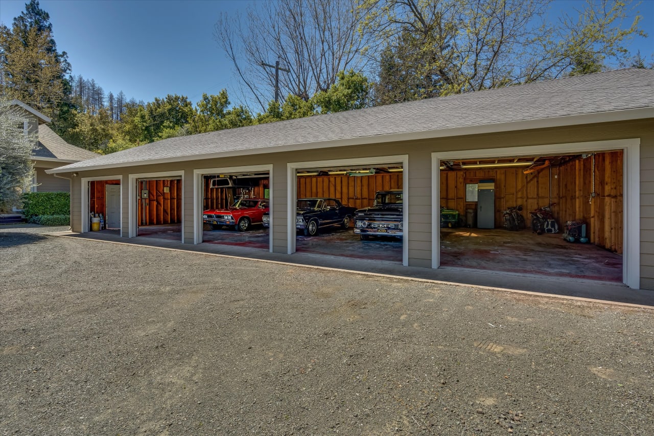 St. Helena Country Farmhouse