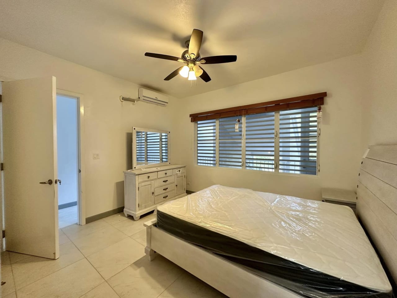 875 Manuel Reef 1 Bedroom Apartment