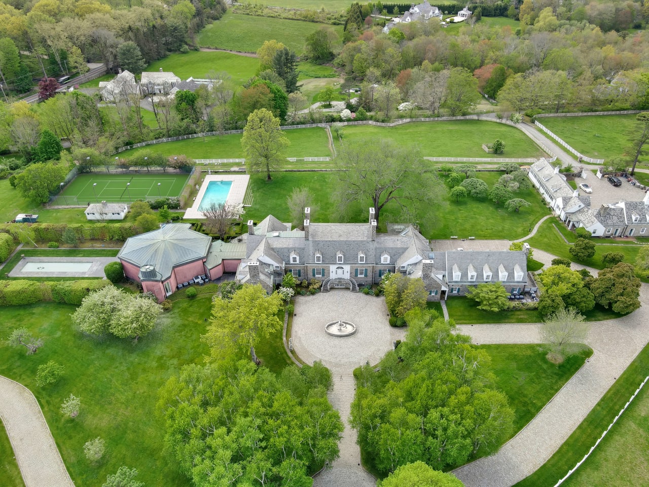 Late fashion designer Vince Camuto's Connecticut chateau is coming