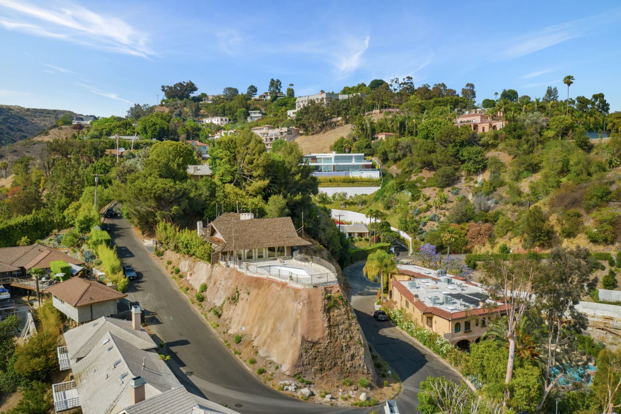 1326 Beverly Estates Drive, Beverly Hills, California 90210 Tomer