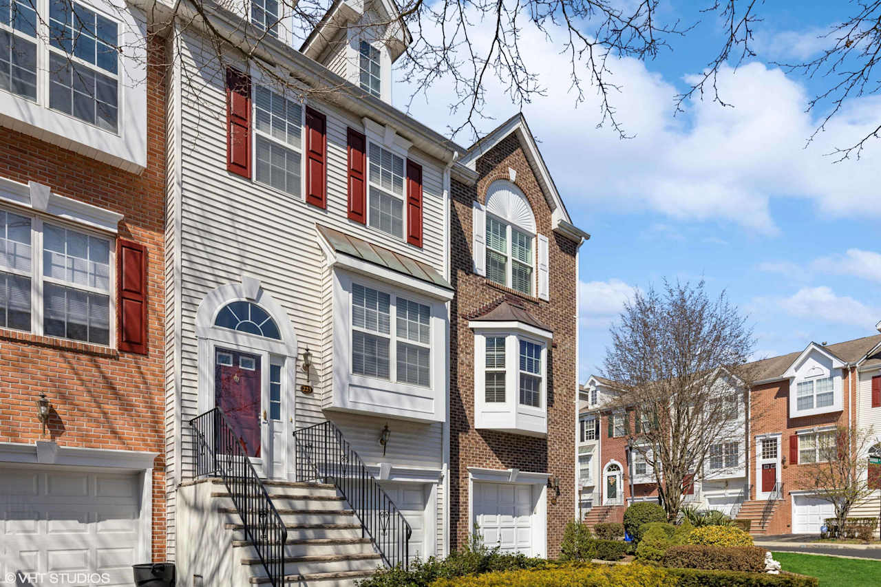 Matthew De FedeLuxury Homes Bergen County NJ Essex County NJ