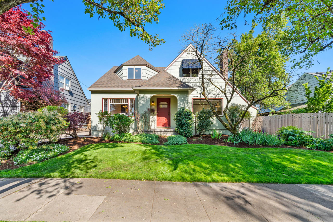 Just Listed | Timeless Elegance in Alameda