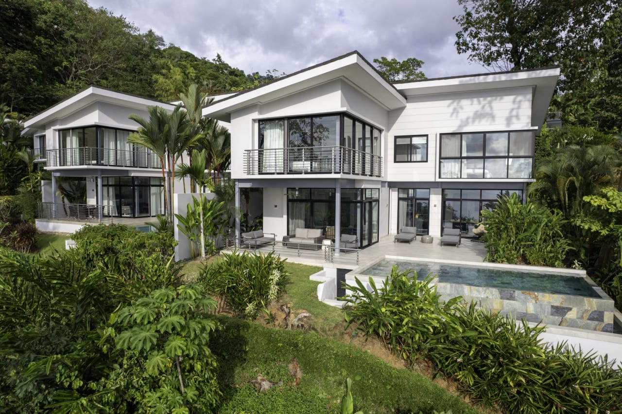 Luxurious Ocean View Villa at Terrazas de San Martin