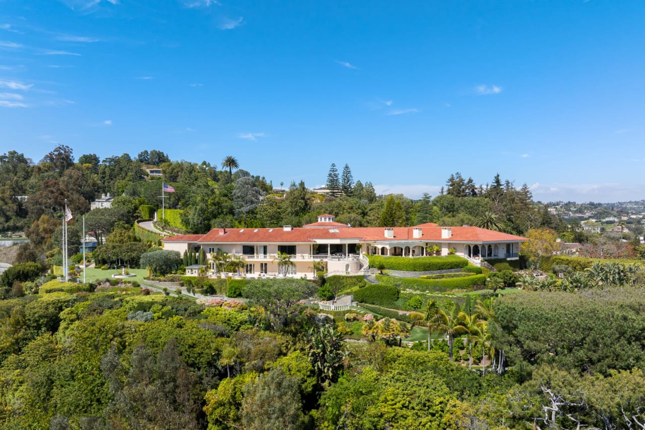 Financier Robert Day’s Lavish Los Angeles Mansion Lists for $150 Million