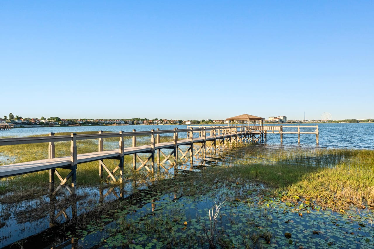 Dr Phillips Lakefront Luxury Pool Home