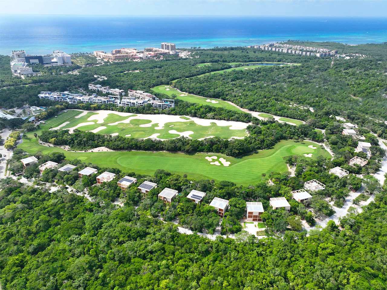 NEW development offering spacious luxury villas, Playa del Carmen Membership Options For Luxury Beach club/ Golf Exterior