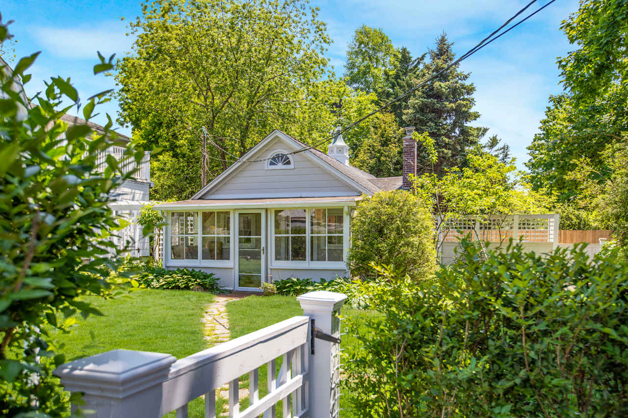 Oasis Realty Group Find Your Bellport Oasis