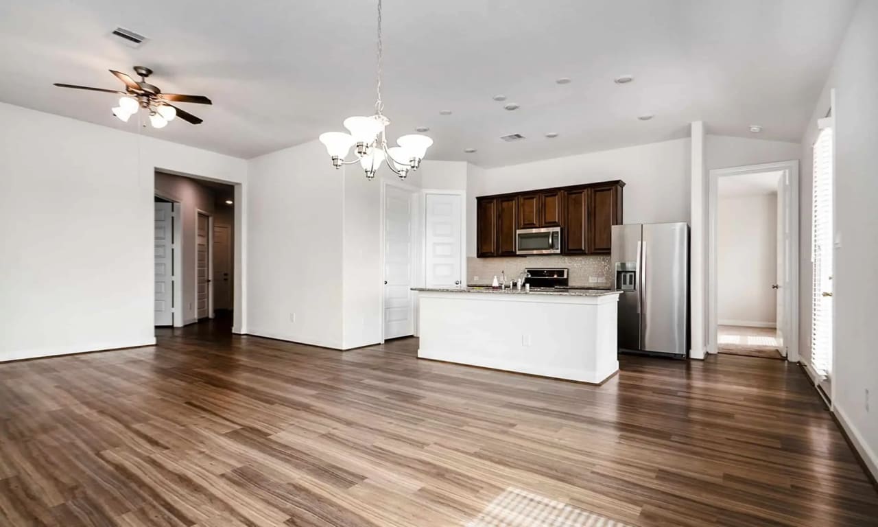 Rochelle Jones Aplomb Real Estate