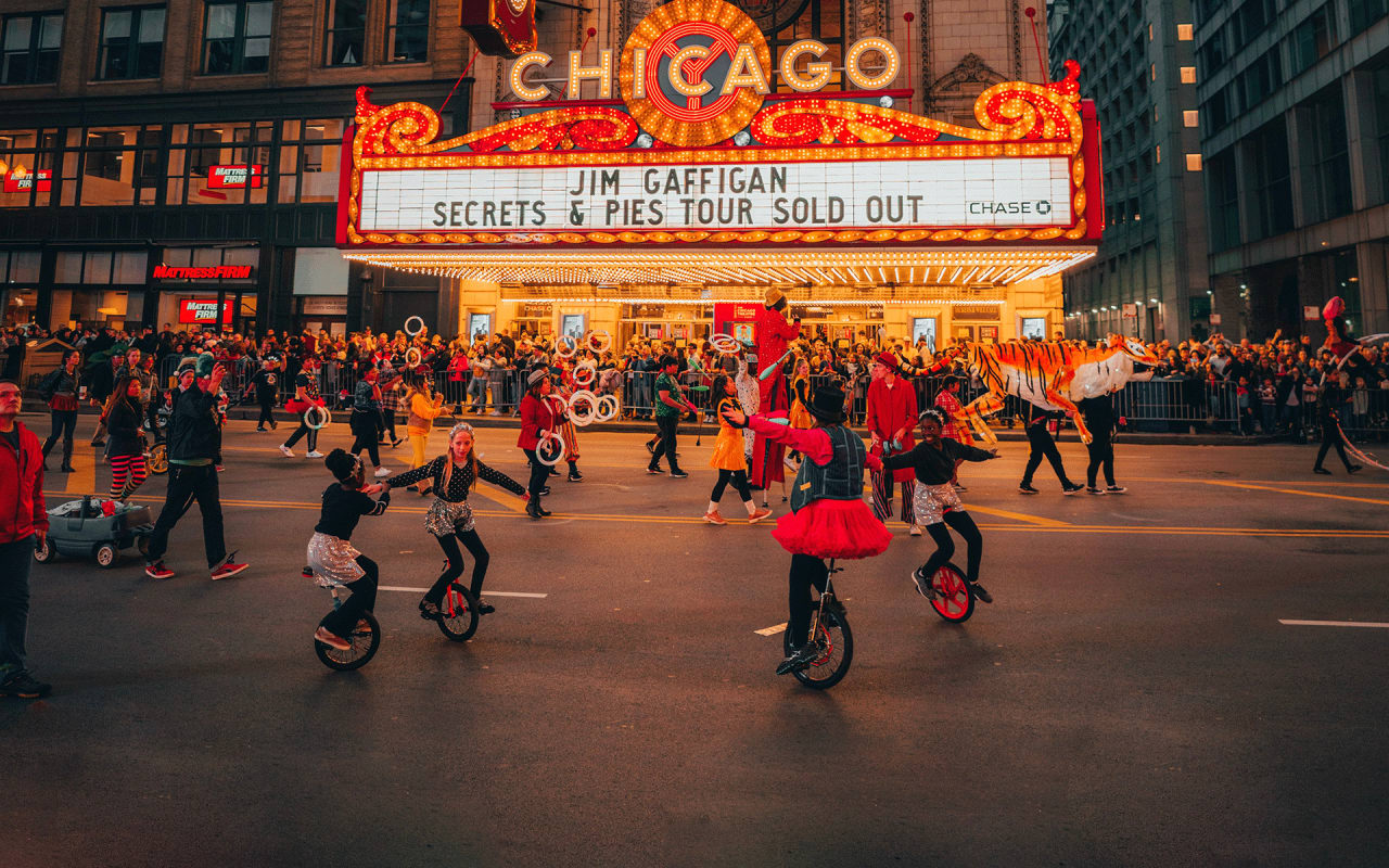 Chicago: the Ultimate Guide to the Neighborhood