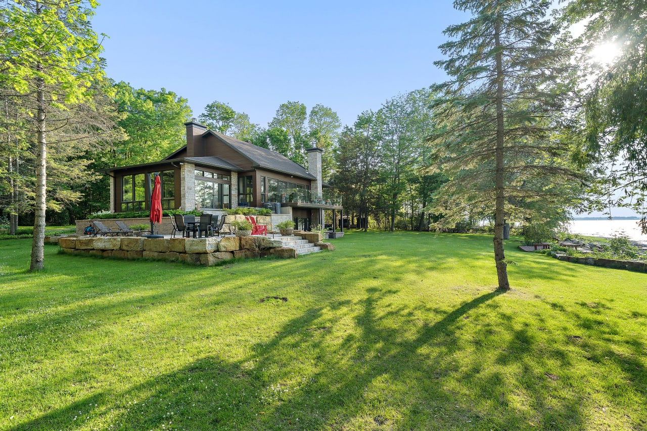 91 Chemin de L'Ile, L'ÎleCadieux, QC Monique Assouline Montreal