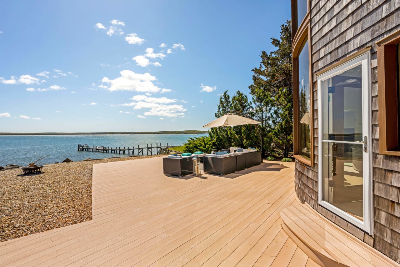 Some of the Most Dramatic Waterfront Views Anywhere CeeJackTeam Sag