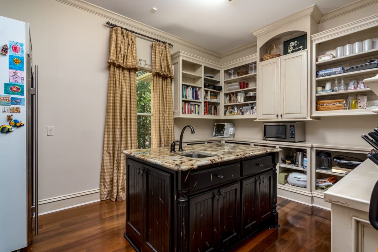 2 Valley Crest Court Jon Underhill Real Estate