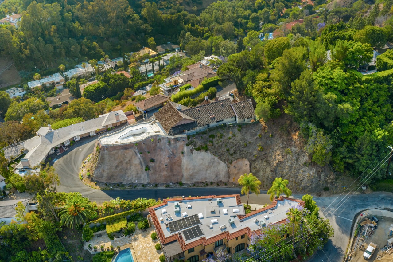 1326 Beverly Estates Drive, Beverly Hills, California 90210 Tomer