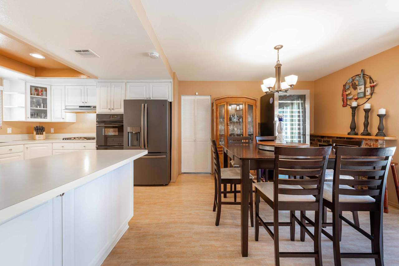 6700 Aqueduct Ave Midvale Estates l Van Nuys