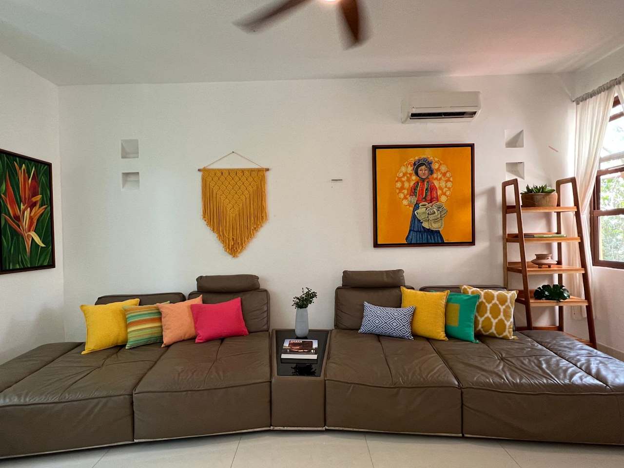  House of Art in Puerto Aventuras for Sale lounge