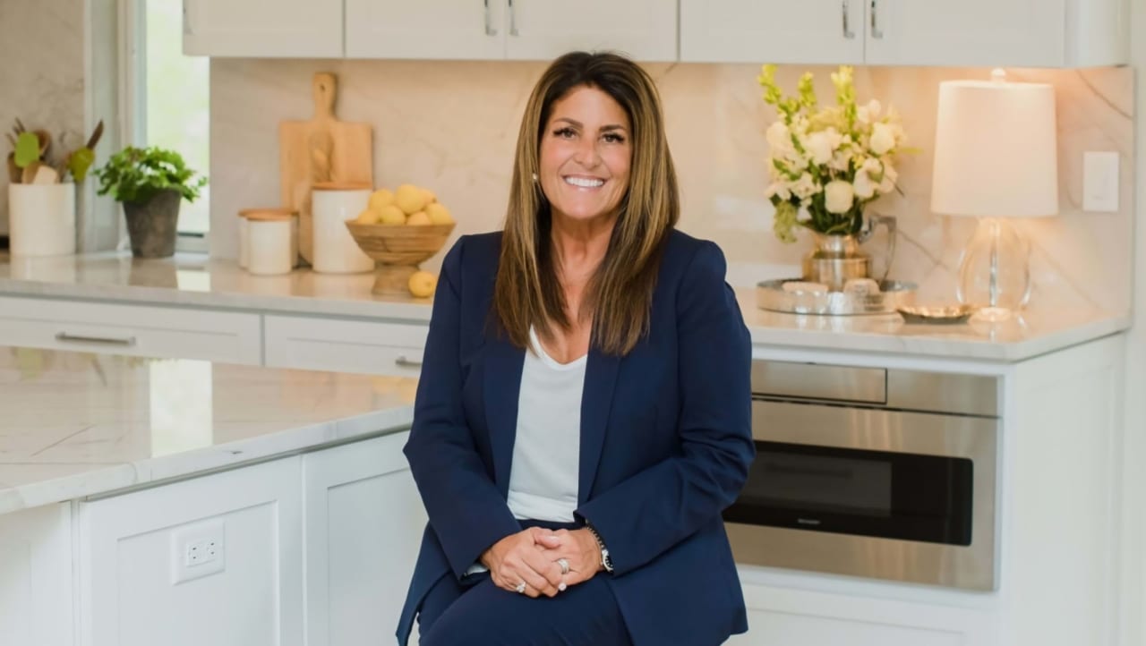 How Molly Buttleman Helps Market Your Home for Sale