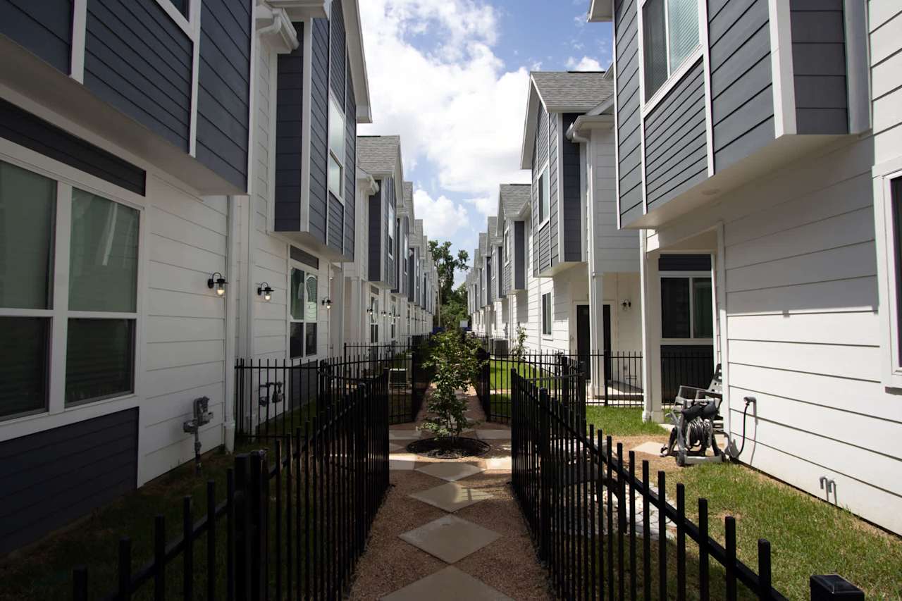 Commons at West Tidwell North Houston Townhomes Oracle City Homes