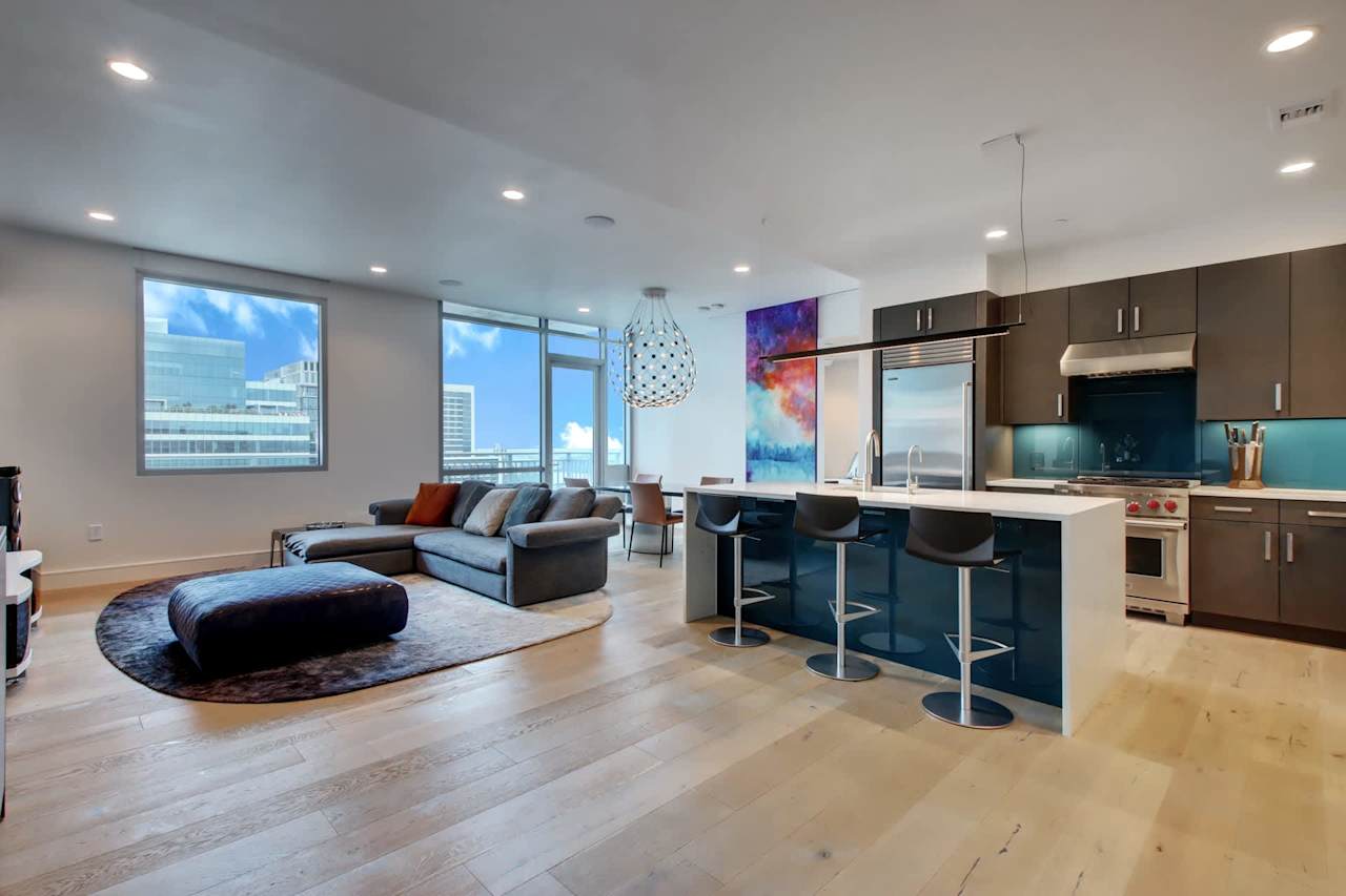 222 West Ave Unit 2913