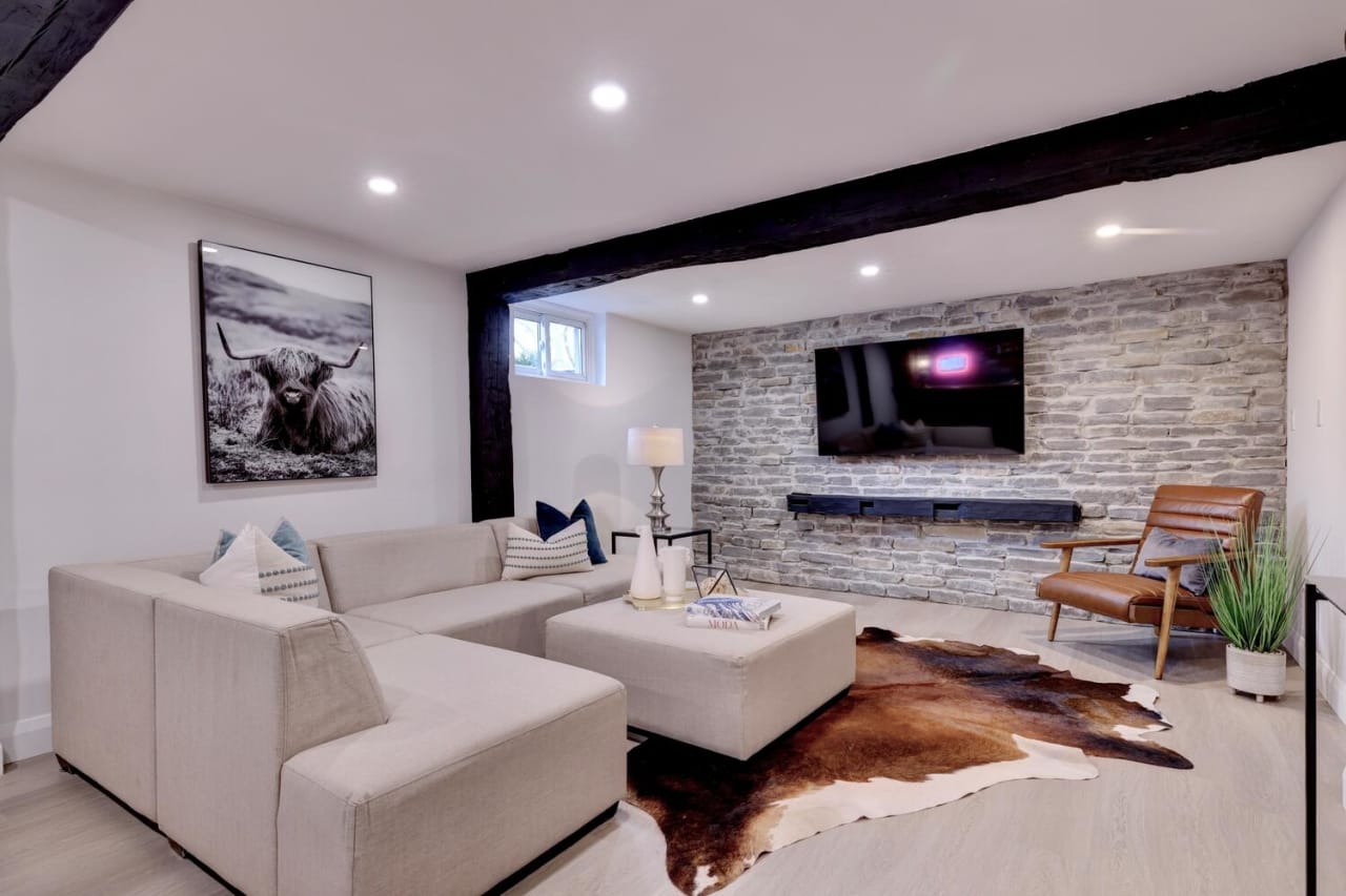 Mineola Home For Sale