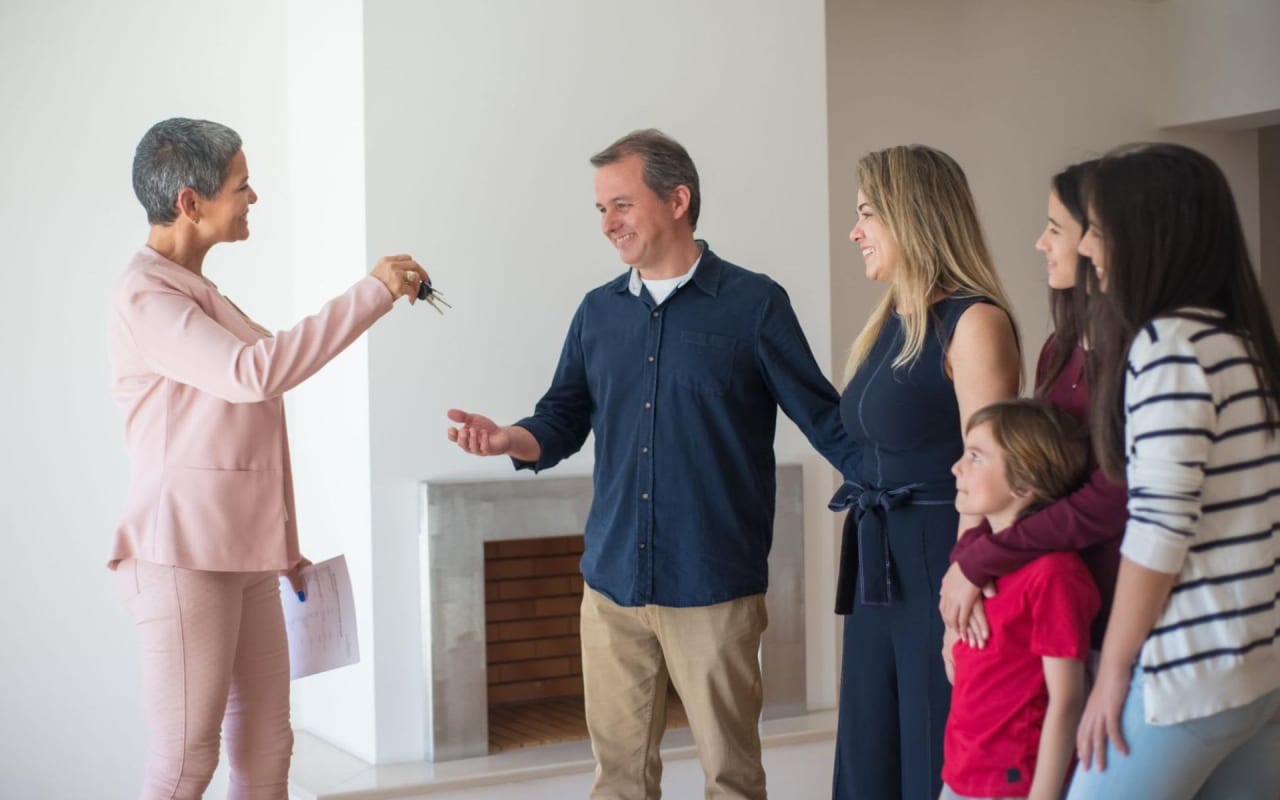 5 Tips for Choosing the Right Home for Your Family