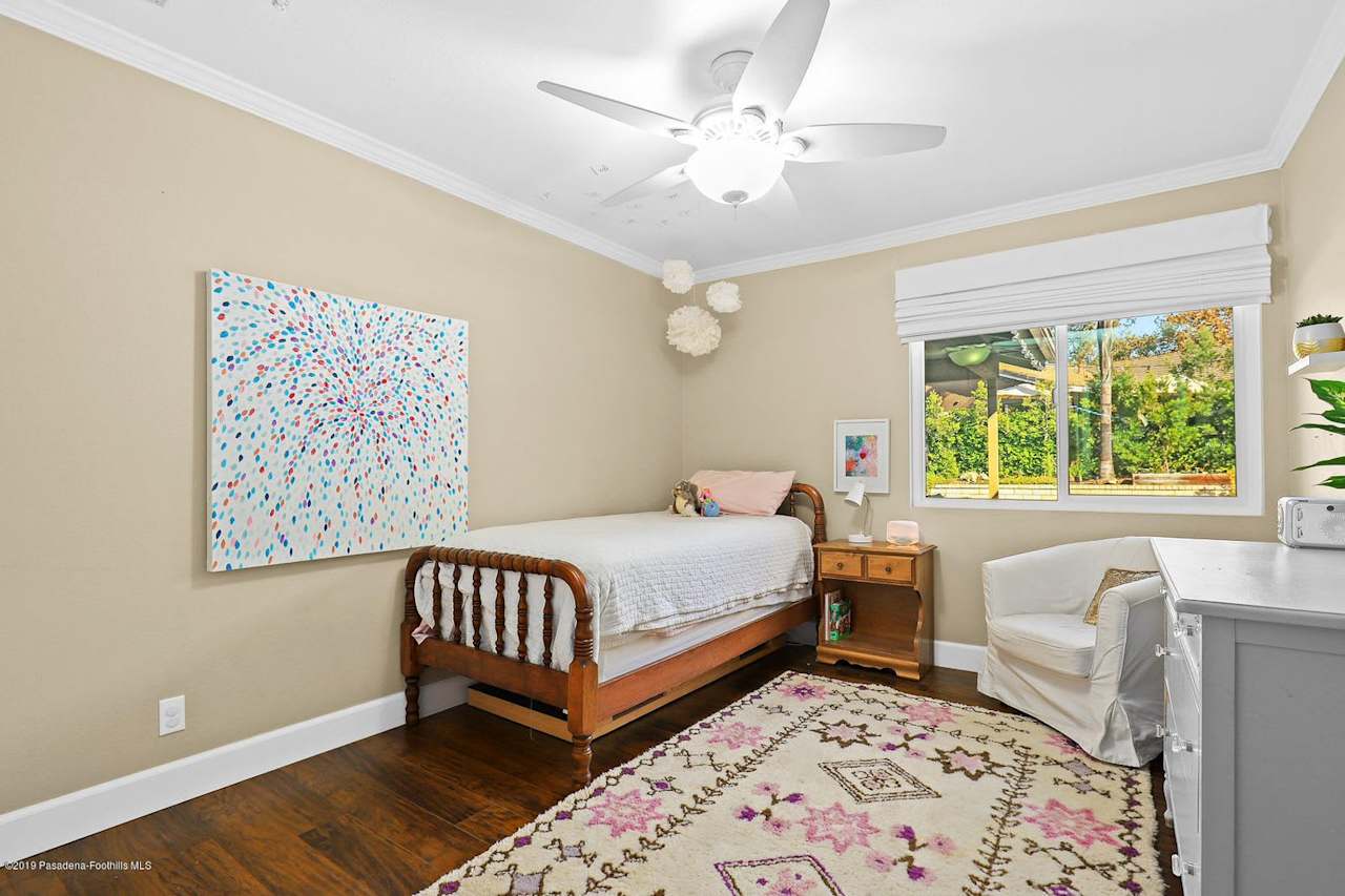 2412 San Fernando Ct