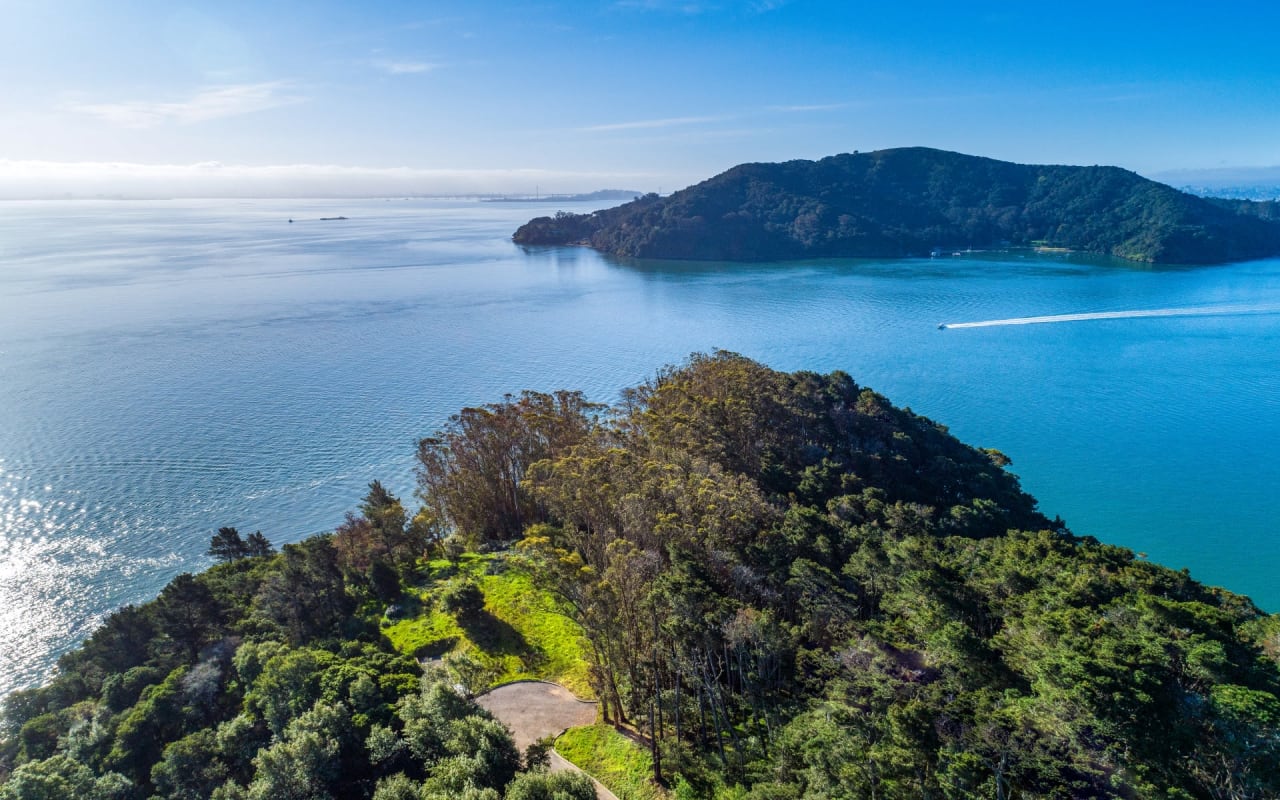 2800 Paradise Drive, Tiburon, CA 94920 Sarkissian Bullock Team