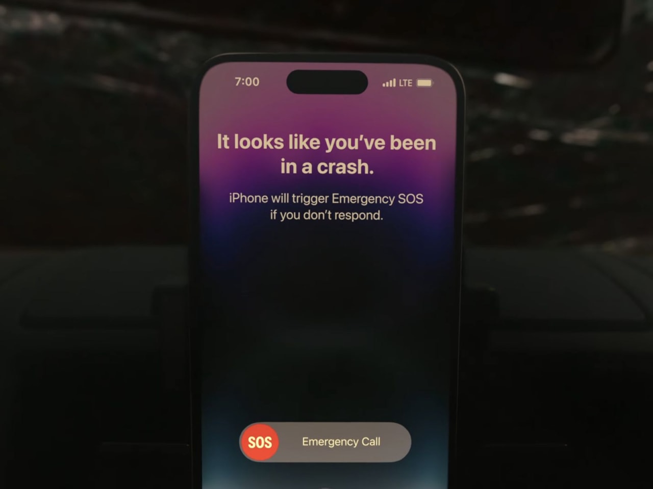 iPhone 14 crash detection feature reportedly dials 911 from roller coasters