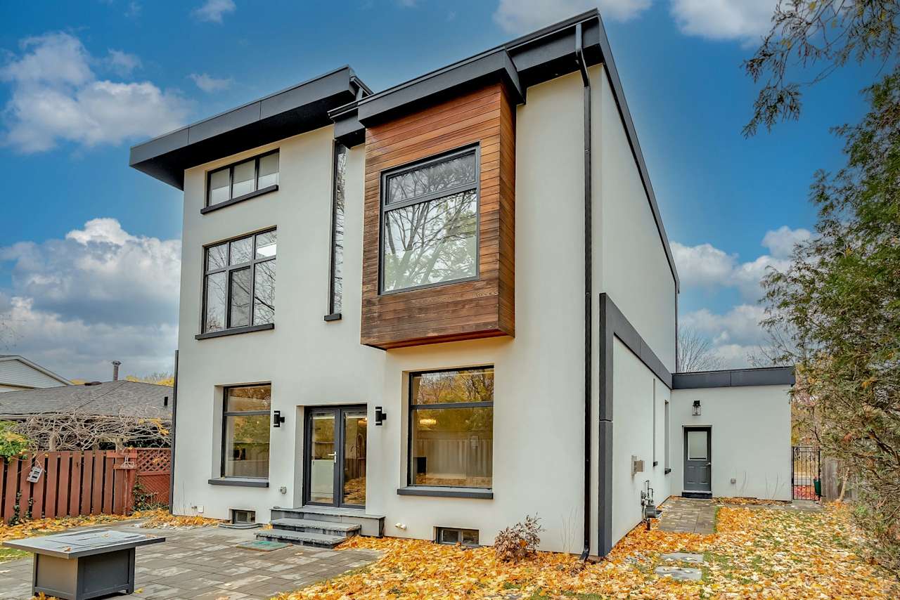 2316 Devon Road Oakville, ON L6J 5R4 Goodale Miller Team