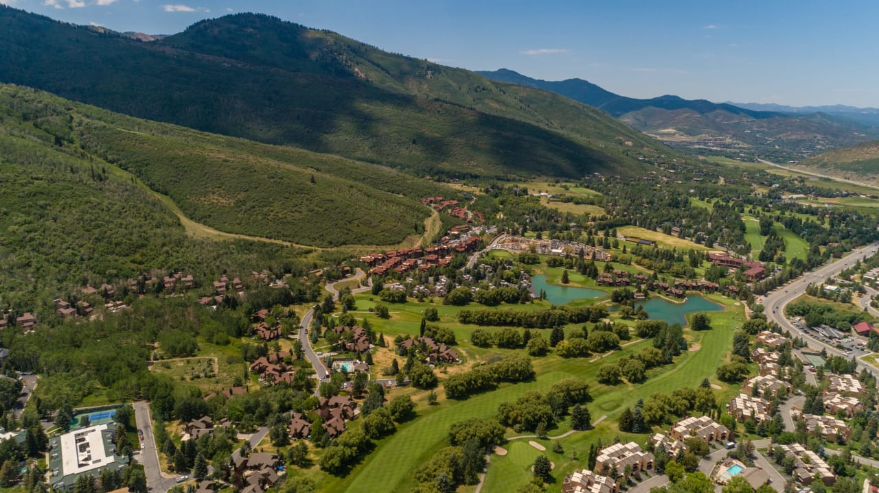 Stone Edge Real Estate in Park City, UT Lisa Ninow UT Realtor