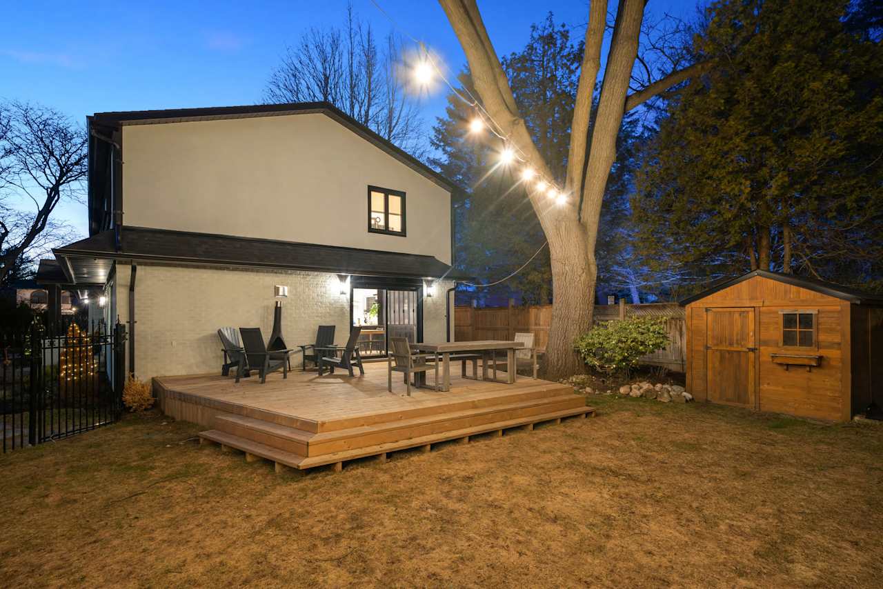 1505 PointOWoods Rd