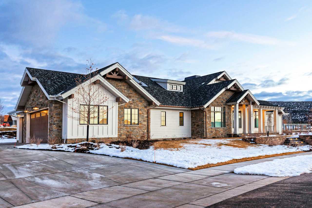 Dutch Canyon Development