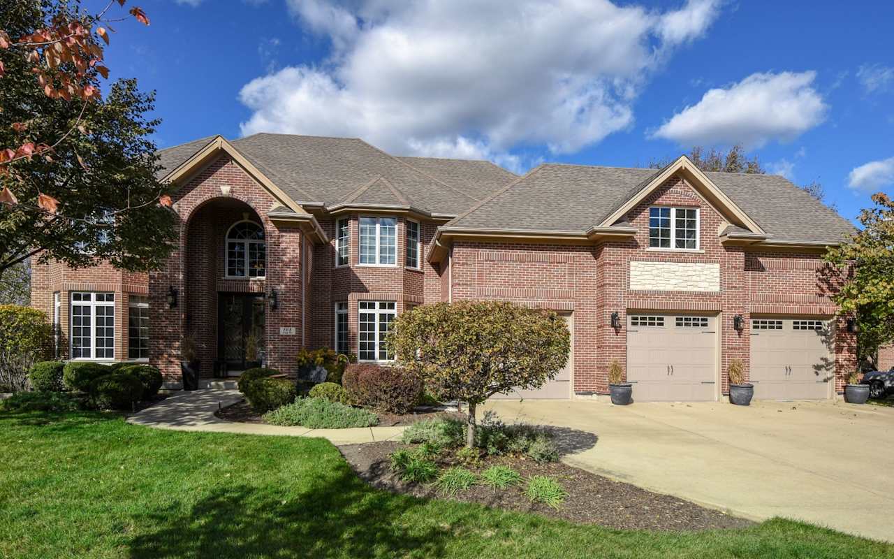 Lori Rowe Chicago s North Northwest Suburbs Real Estate Professional