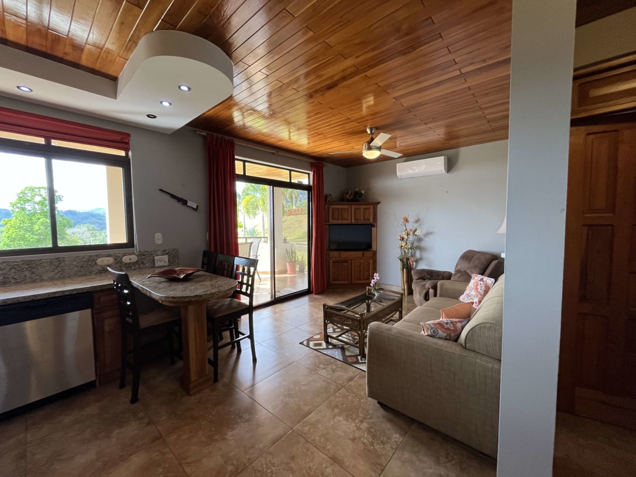 OSA Golf - Condo with Golf Membership, San Buenas, Costa Rica