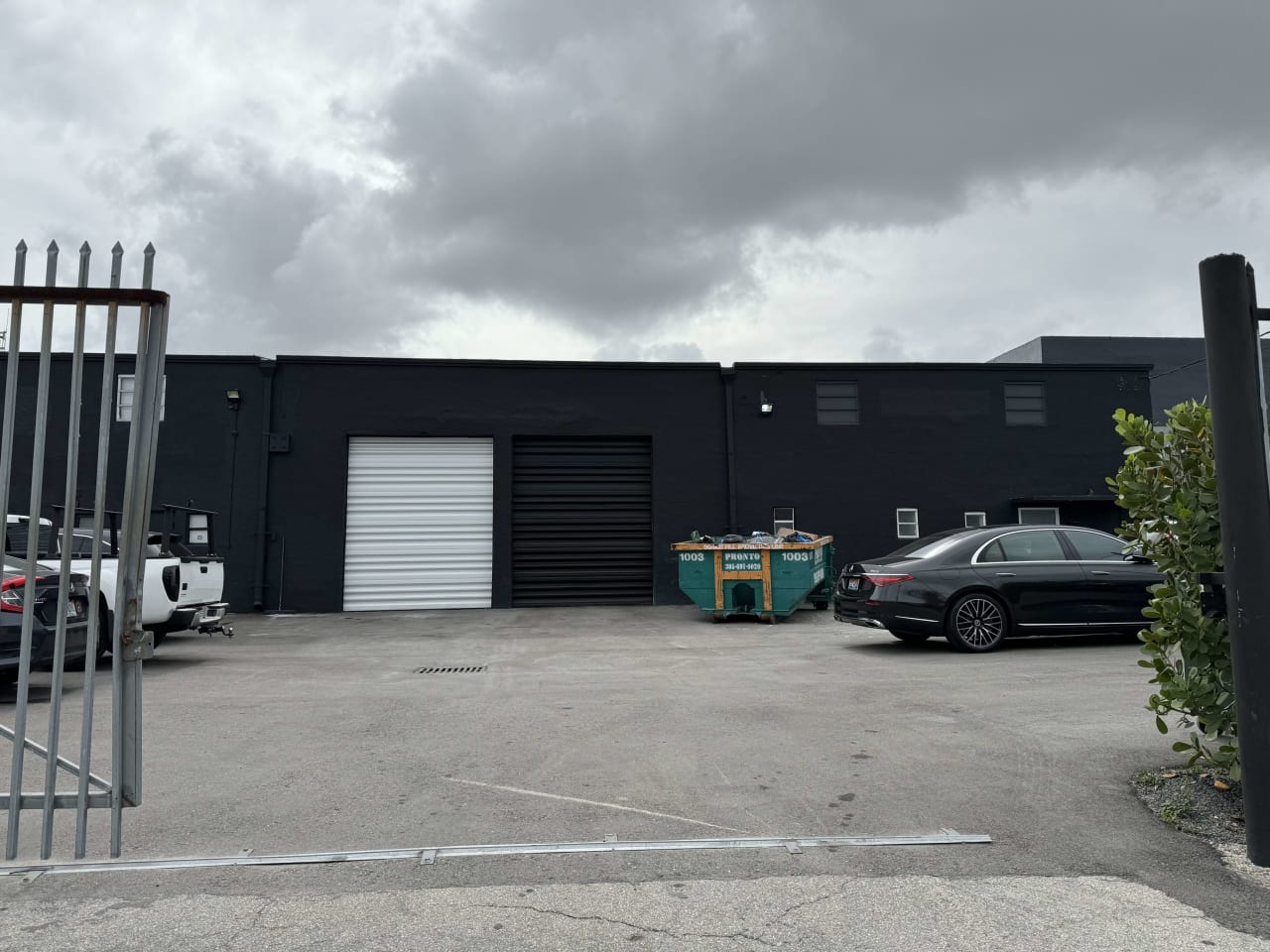 Fully A/C Warehouse For Lease in Doral 