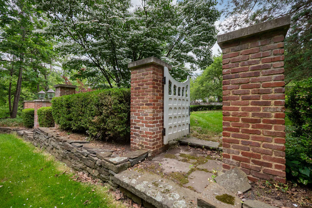 615 Bierys Bridge Road