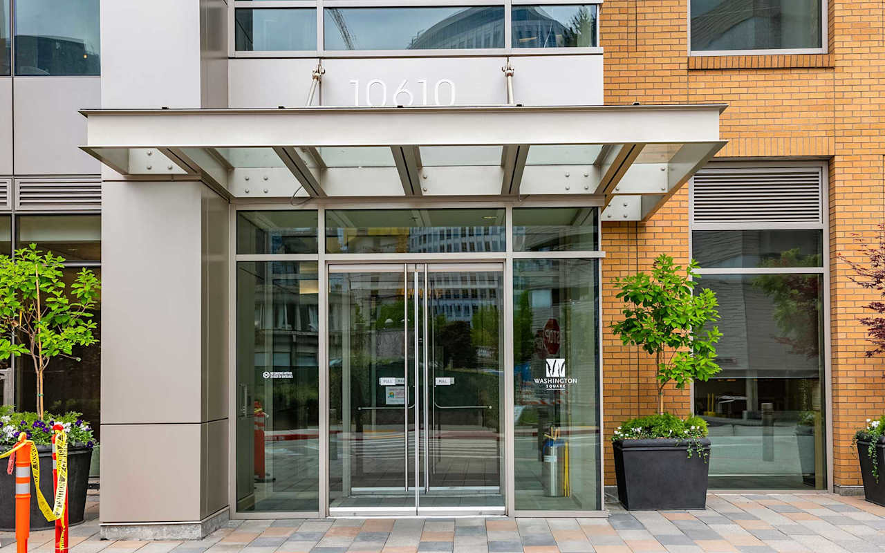 Inviting Washington Square Condo Team Foster