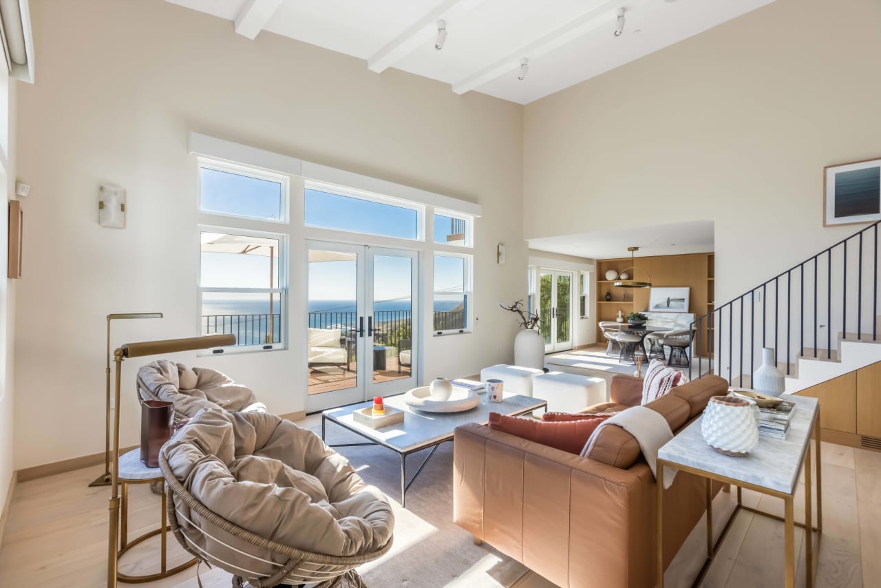 4B/4.5B Malibu Estate with Incredible Ocean Views