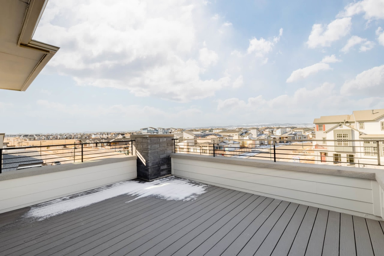 Alto 4 w/ Penthouse - Corner Lot