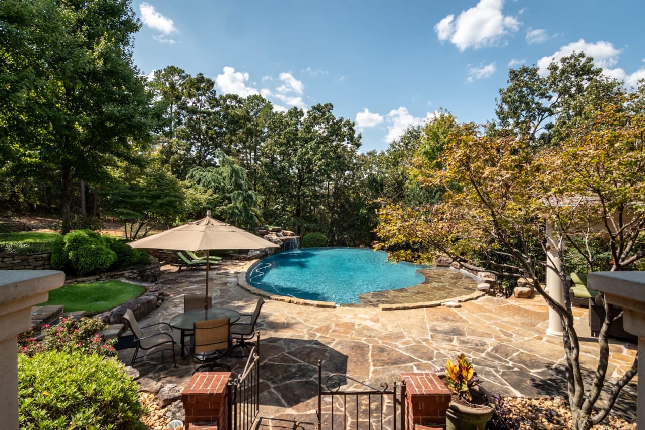 2 Valley Crest Court Jon Underhill Real Estate