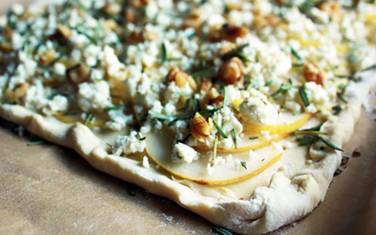 Pear and Gorgonzola Tart