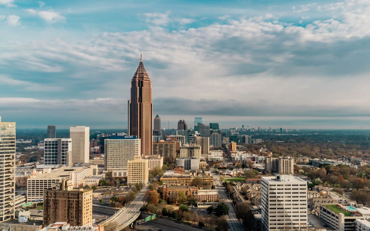 Thinking About Relocating to Atlanta? Here are 5 Things You Need to Know