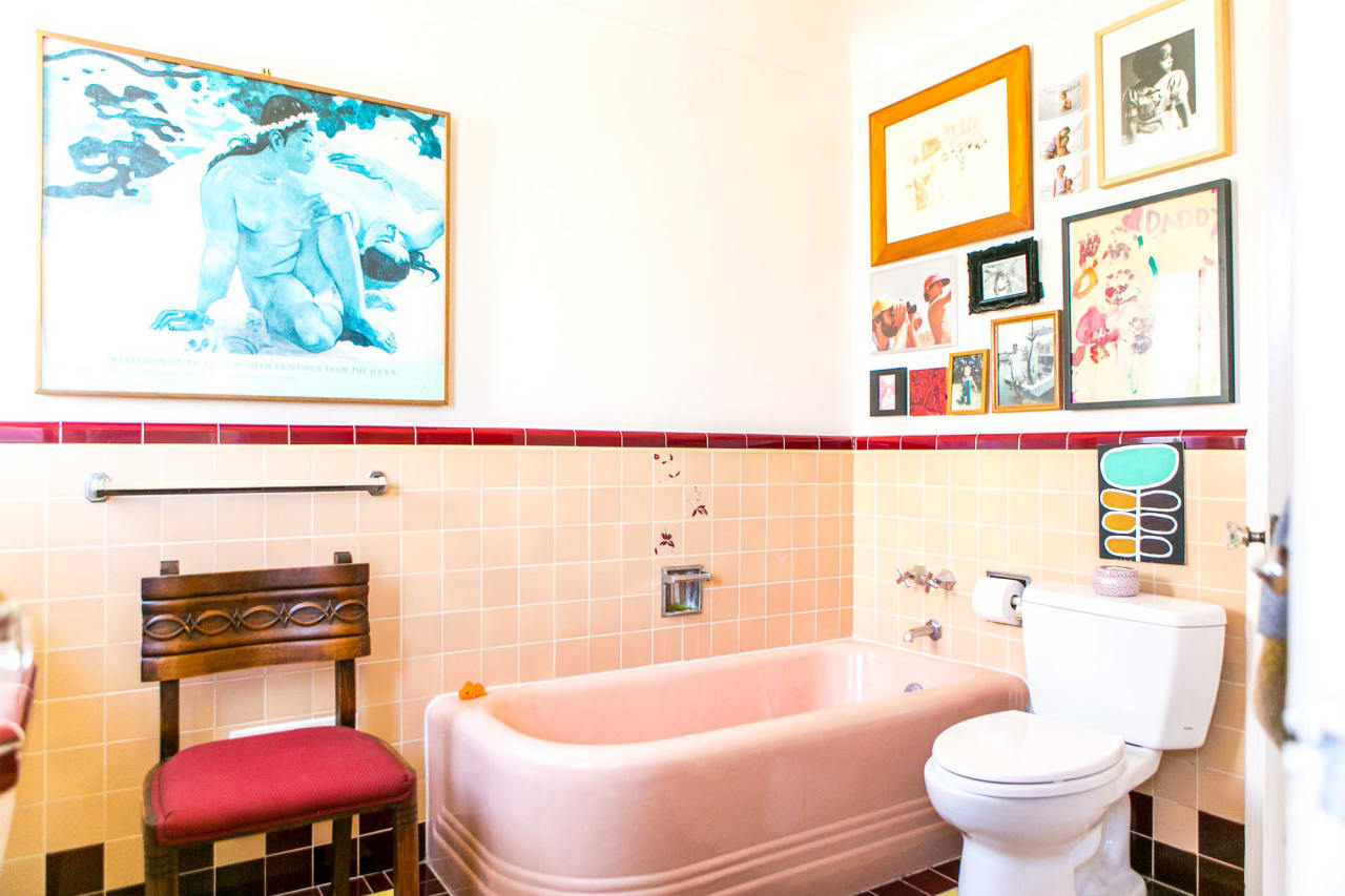 This Is the Only Reason You Should Get Rid of a Bathtub, According to Real Estate Experts