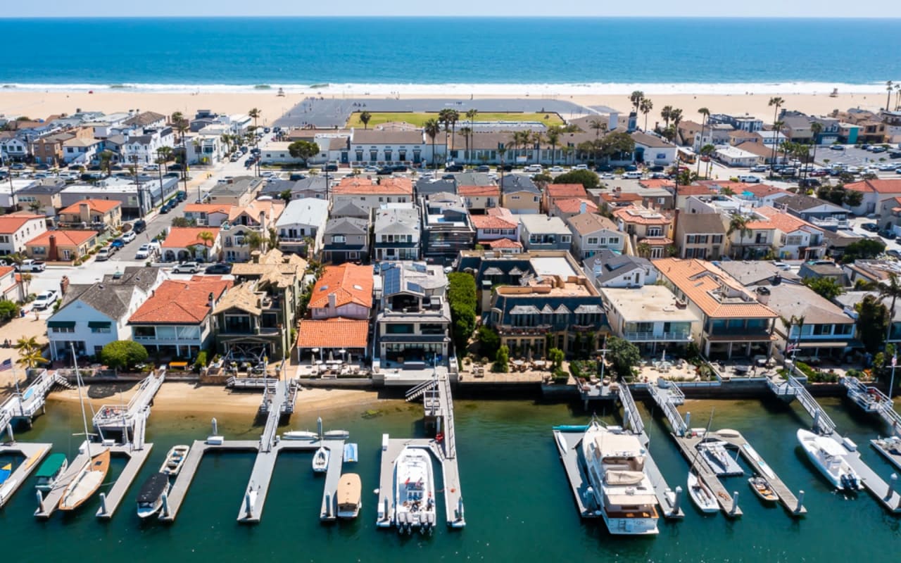 7 Latest Trends in Luxury Real Estate Development in Corona Del Mar, CA