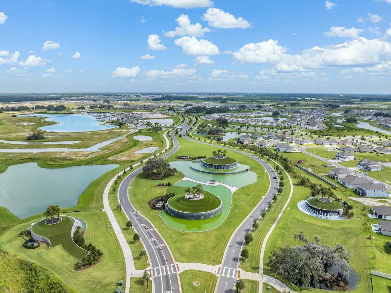 Mirada Lagoon Community (San Antonio, FL.)