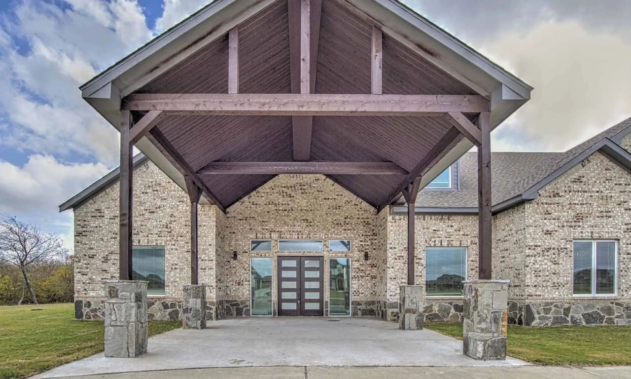 Rochelle Jones Aplomb Real Estate