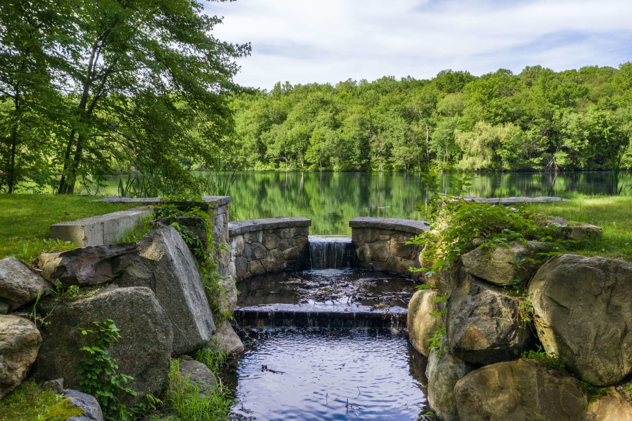 Pound Ridge