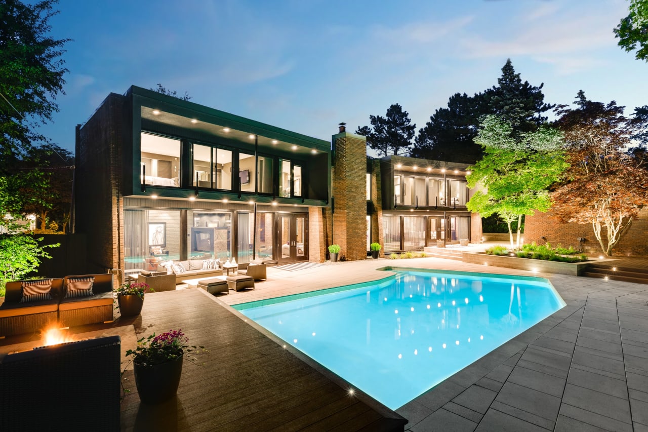 5 Suncrest Drive Brooks Panagio Toronto Real Estate Team