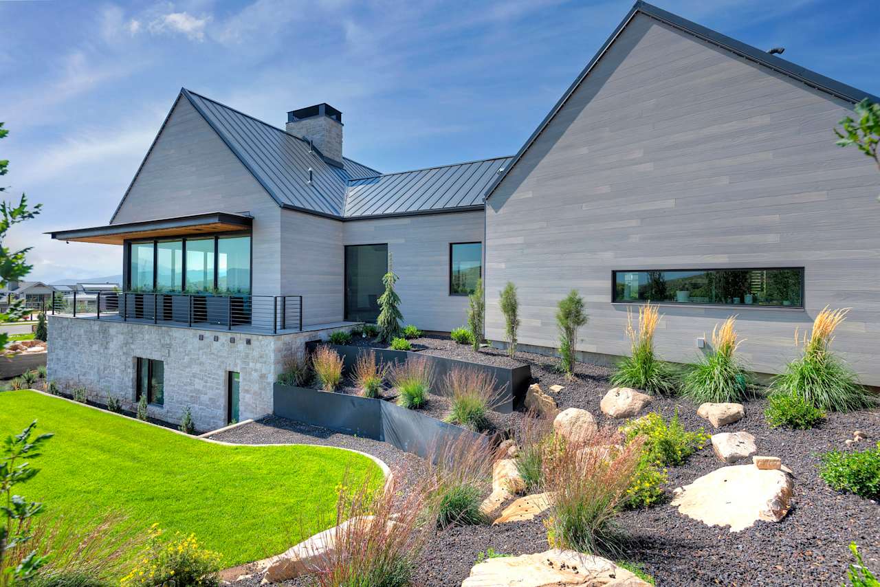 Watts Real Estate & Construction Midway Real Estate